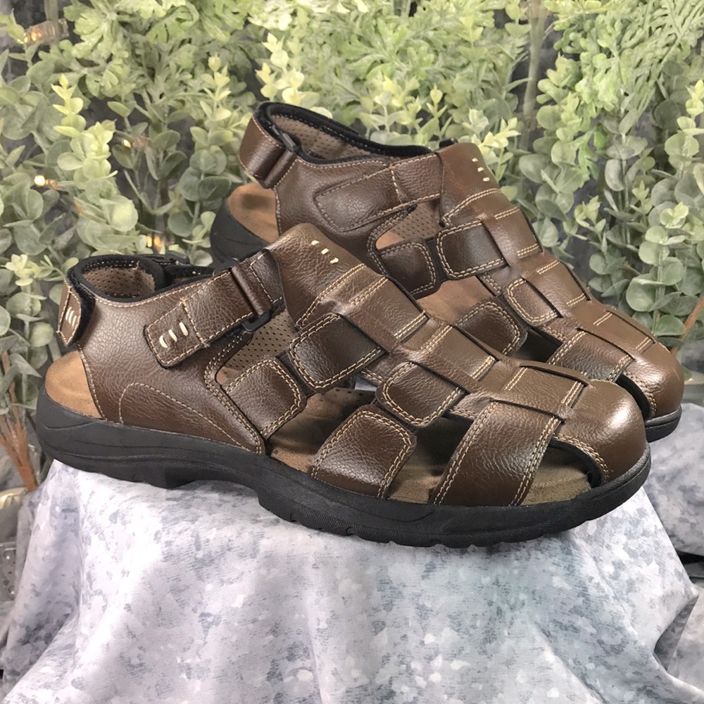 St. John’s Bay Coast Brown Fisherman Velcro Sandals Men’s 12M ☀️Brand NEW☀️